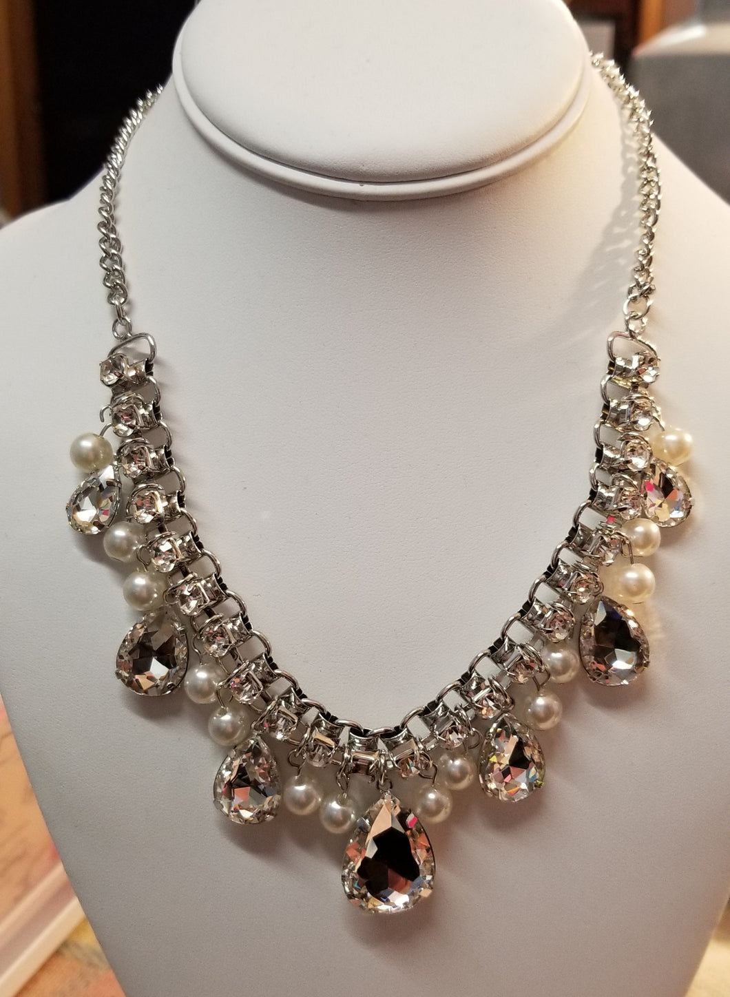 Knockout Queen - White Rhinestone and Pearl Necklace - Paparazzi Accessories - All That Sparkles Xoxo 